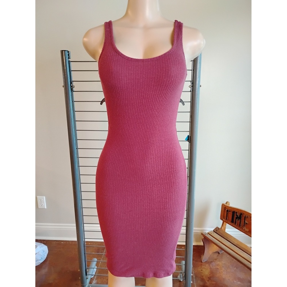 Fashion Nova Womens Burgundy Ribbed Bodycon Midi Tank Dress Size Medium D10775
